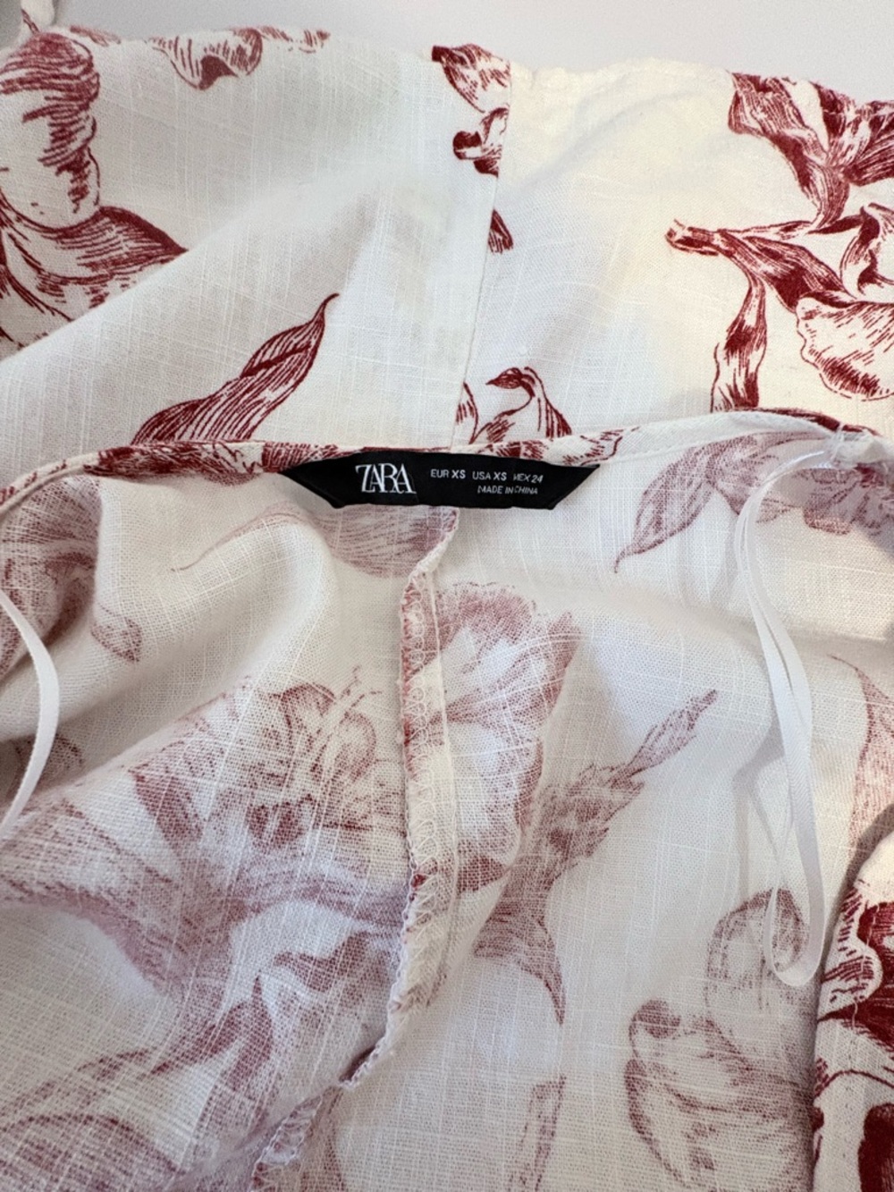 Zara Floral Wrap Blouse XS Linen Blend Tie Front Romantic Cottagecore - Picture 6 of 9